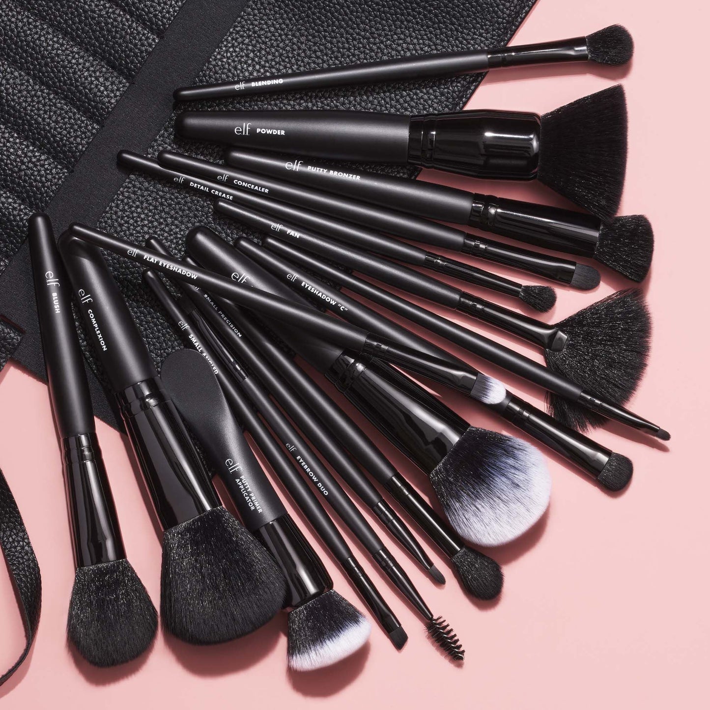 17-piece-ultimate-makeup-brush-set-and-travel-roll-x6 042423_UltBrushSet_V1_Main-2_IGF.jpg