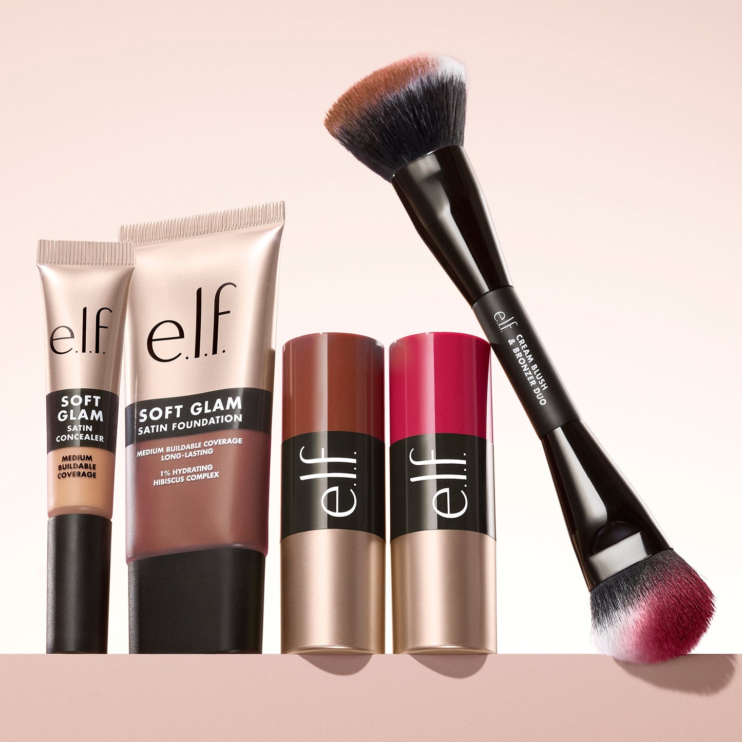 soft-glam-cream-bronzer-q6 100225_SoftGlam_Family_0599_MAIN_CLEAN_FOCUS_01_w3QC_RGB_f3dcb263-f98f-4d5c-ab4c-e8d60f7f76c9.jpg